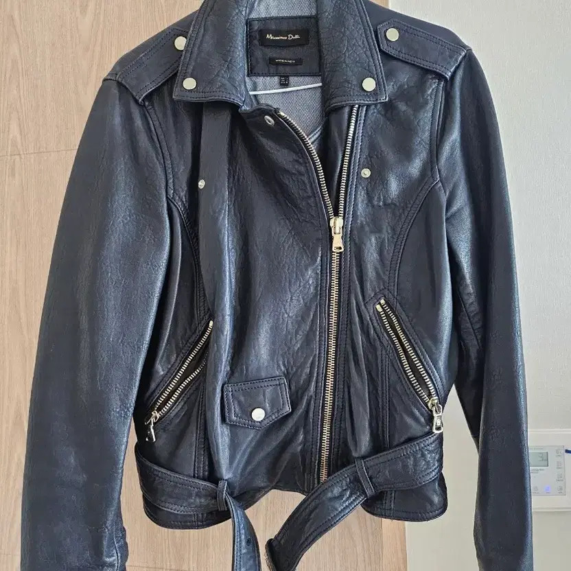 Massimo Dutti Women's Leather Rider Jacket L thumbnail 3