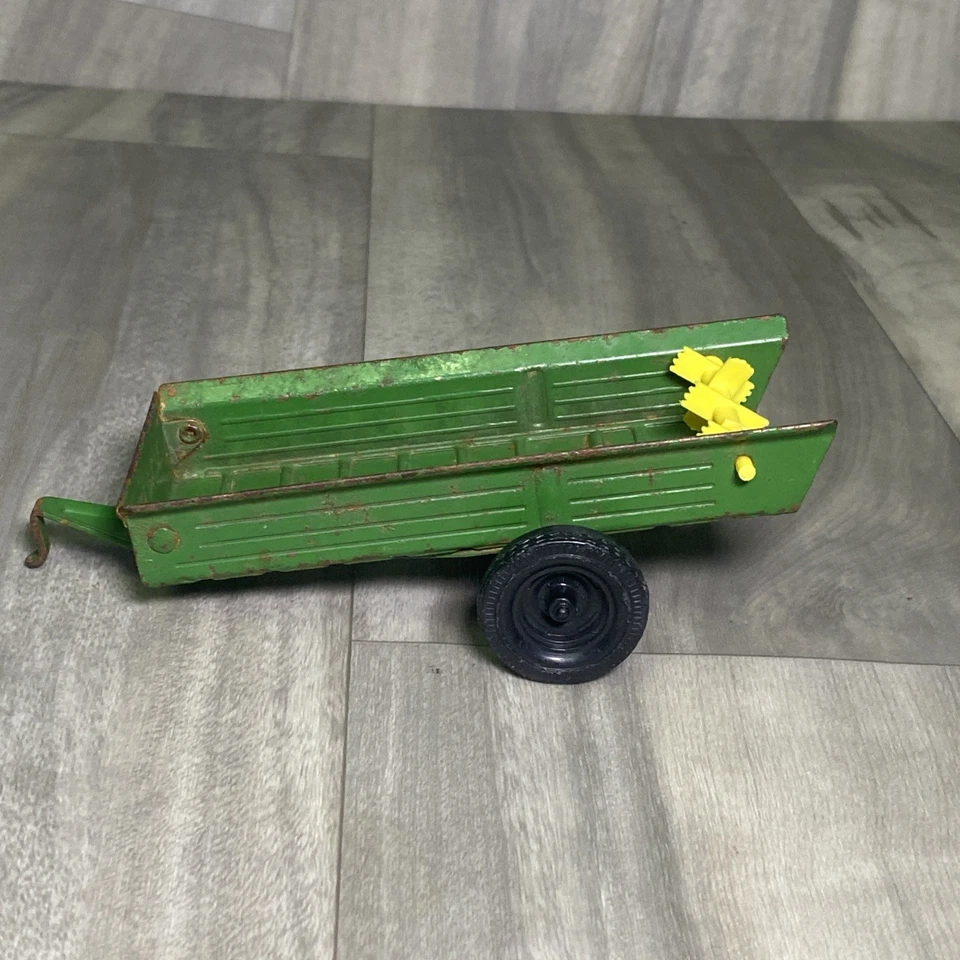 Vintage Ertl Toy Green Farm Trailer Replacement Tin - Image 3 of 4