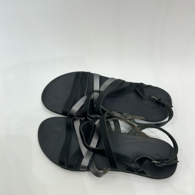 Olukai Upena black and silver sandals size 11