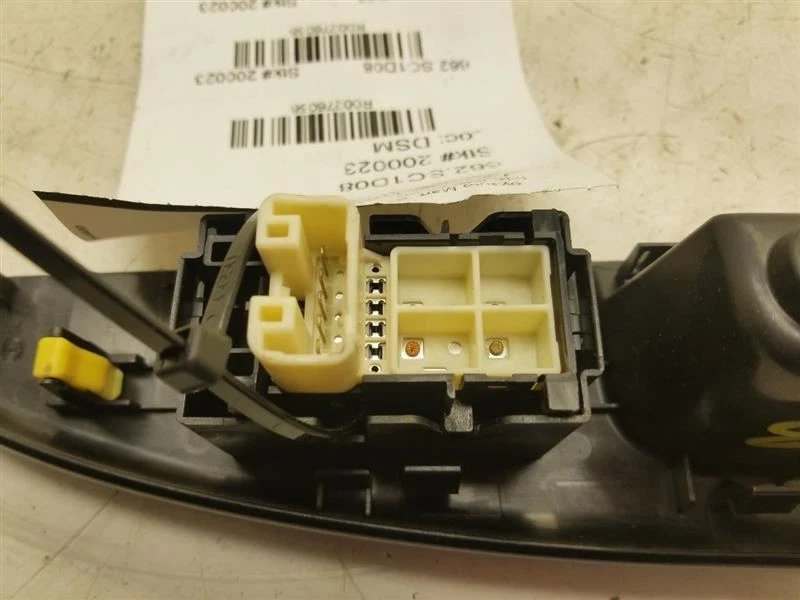 Interruptor de ventana de puerta trasera del lado del conductor Scion XD 2008 Foto 4 de 4