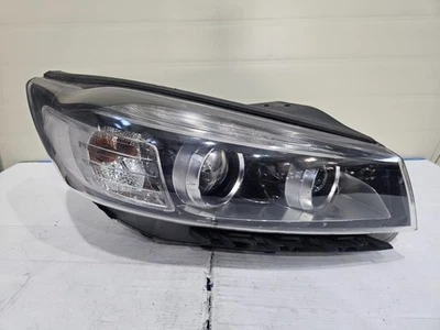 2015 - 2018 Kia Sorento UM RIGHT HID Headlight USED OEM 92102-C5000 - Imagen 1 de 4