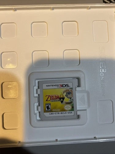 The Legend of Zelda: A Link Between Worlds Nintendo 3DS Authentic & Tested CIB
