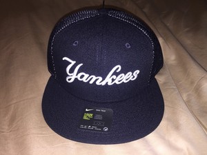 nike yankees cap
