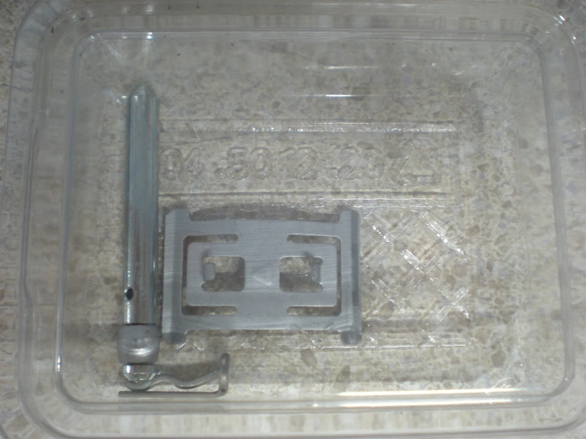 NOS OEM BMW Mounting Parts Set 2005-09 HP2 34217671876 | eBay 