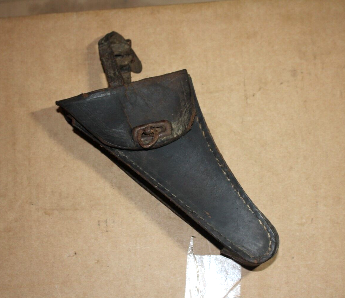 OLD VINTAGE BICYCLE LEATHER TRIANGLE TOOL BAG TRUPPENFAHRRAD