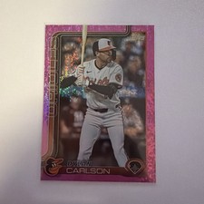 2025 Topps Update Series - Dylan Carlson #US181 Pink Holo Foil