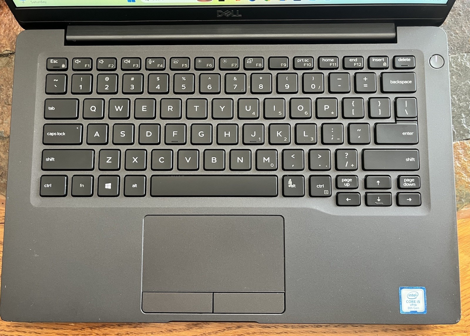 Dell Latitude 7400, 14-Inch Laptop, with Intel Core i5 8th Gen., 256 GB SSD (Solid State Drive), Windows 11 Pro