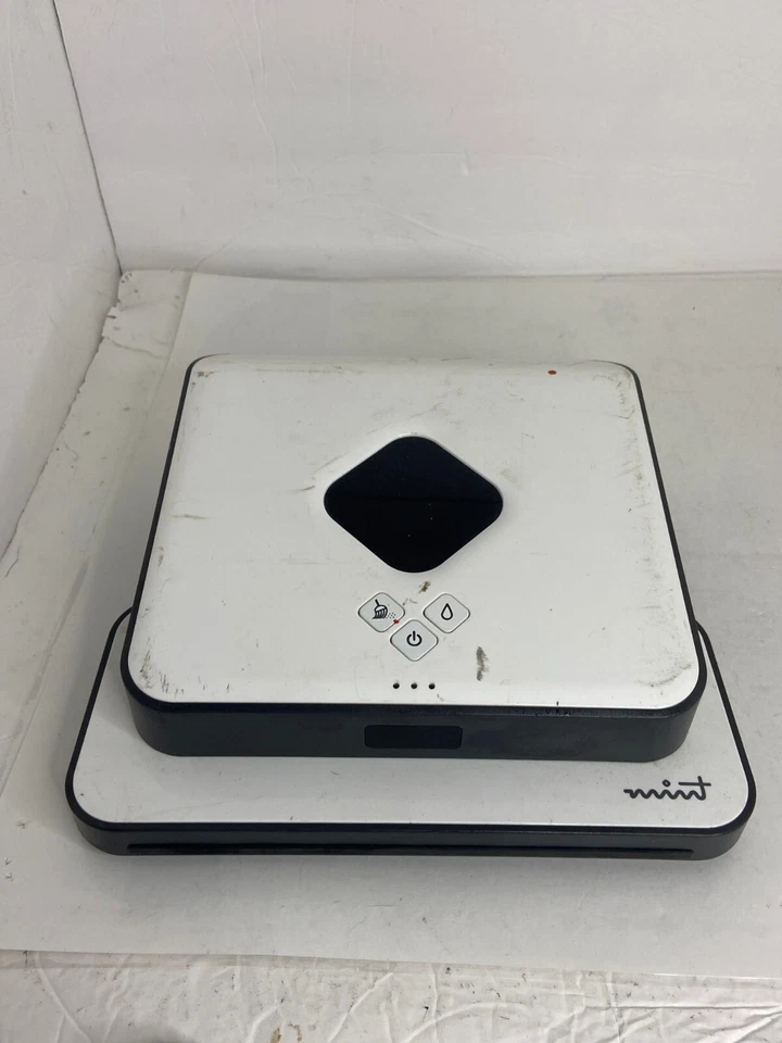 🍌 Aspiradora robótica fregona de piso duro automática blanca como nueva 4200 2010 sin cargador Foto 3 de 4