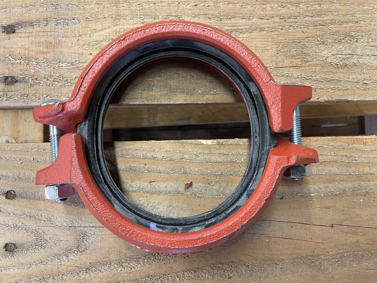 Victaulic 009N 4" Firelok EZ Rigid Coupling for Grooved End Pipe