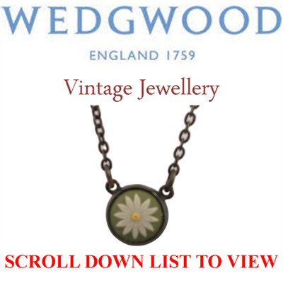 Wedgwood 60er Jahre Vintage Schmuck Halskette - Ring - Revers Krawattennadel nach unten scrollen