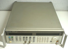 Hewlett Packard - 83752A - Synthesized Sweep Generator at 10MHz-20GHz USED