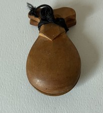 One Single Wooden Finger Castanet