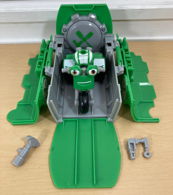 Tomy / Nick Jr. Ricky Zoom DJ Pop & Go Playset green motorcycle & trailer 2019