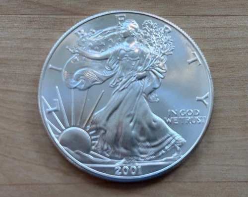 2001 Uncirculated American Silver Eagle 1 Oz .999 Fine Silver