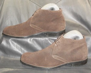 aston grey chukka