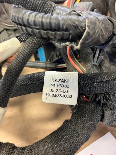 Used Polaris OEM wire harness 2410489 2007 FST IQ Cruiser - Picture 4 of 4