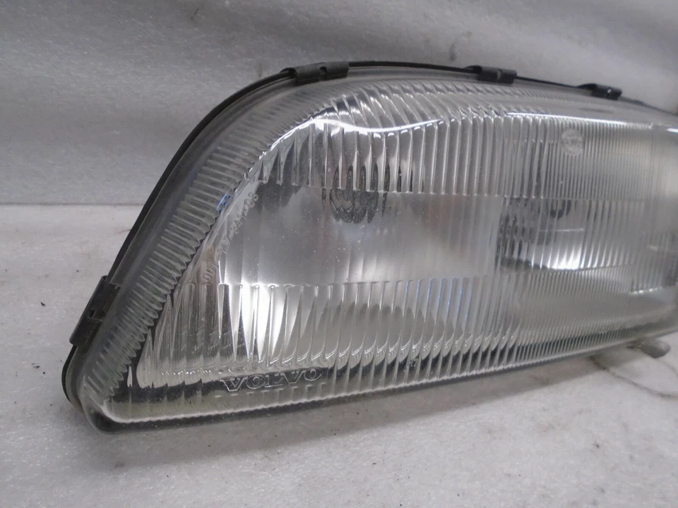 Faro halógeno convertible Volvo C70 1998-2002 conductor izquierdo OEM DK905396 Foto 2 de 4