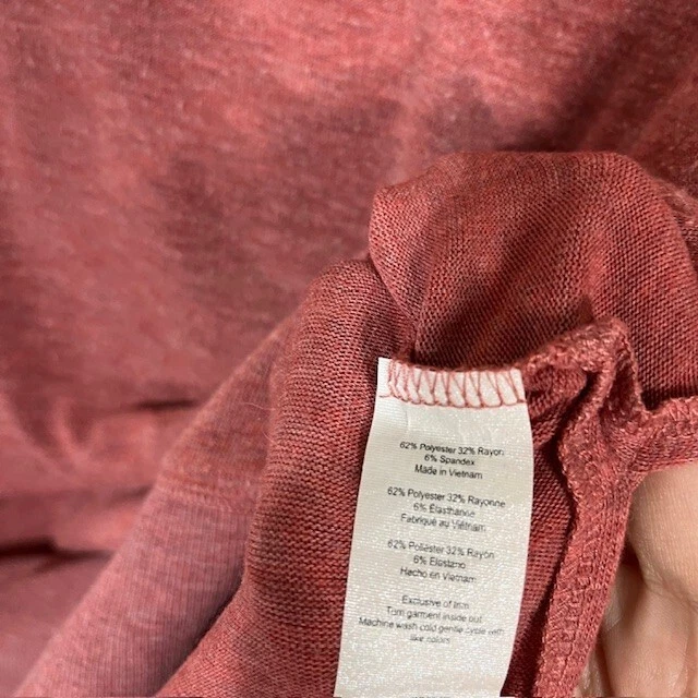 alo-yoga high low pullover athleisure sweatshirt