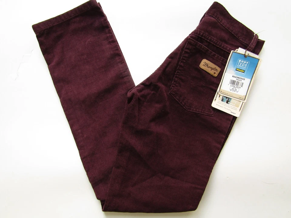 Wrangler women's corduroy jeans NWT straight body regular W26 L32 wine LEVC807 - Image 2 of 4
