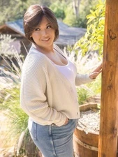 TATE WIG by AMORE-ROP BOB LaceFront 2Monofilament WeftingSides&Back Soft Layers