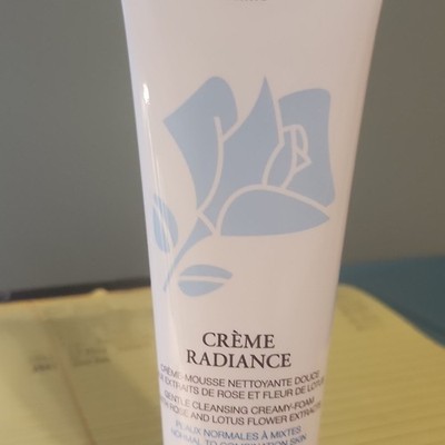 Crème Radiance Gentle Cleansing Face Cleanser Creamy-Foam with Rose & Lotus