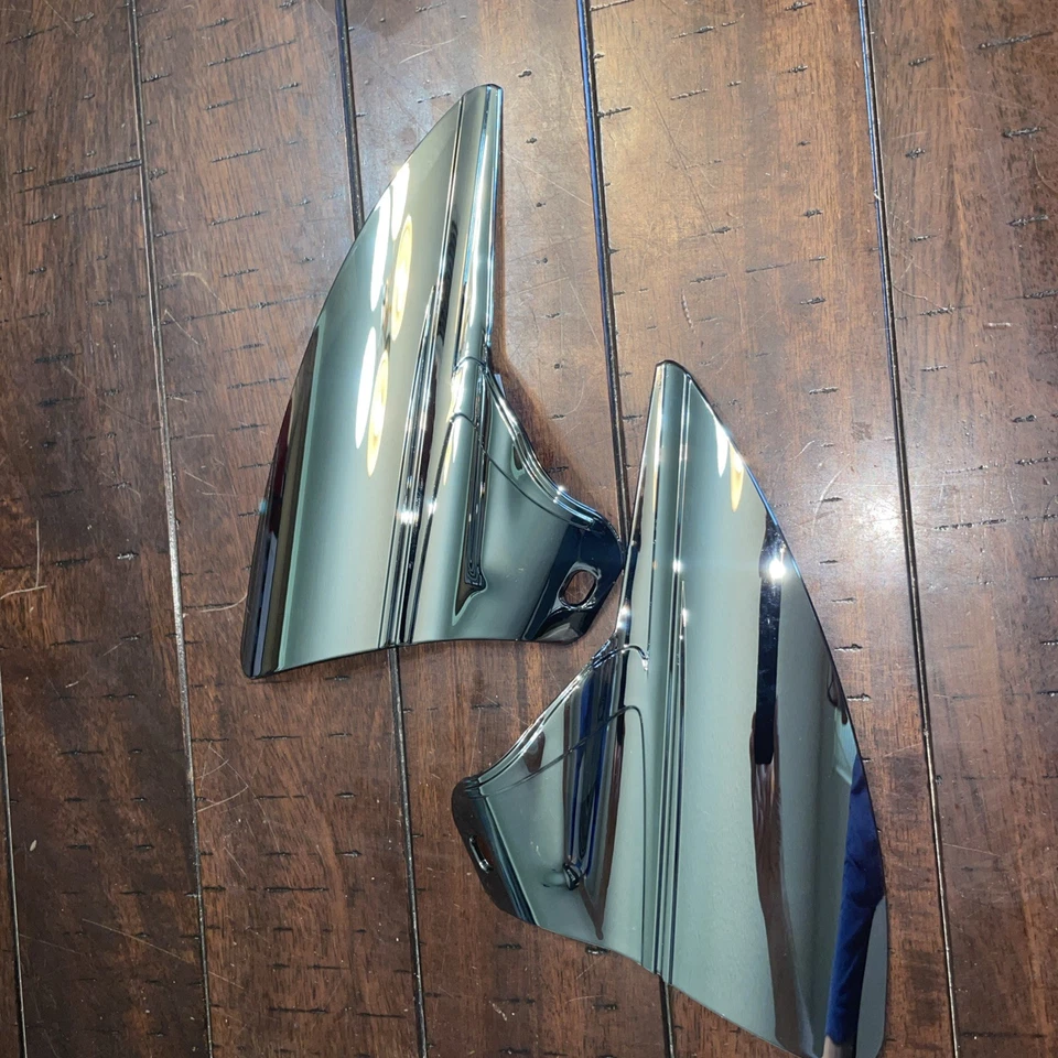 Escudos de sillín Kuryakyn 1316 reflectantes humo para Harley Davidson Touring 09-UP Foto 3 de 3