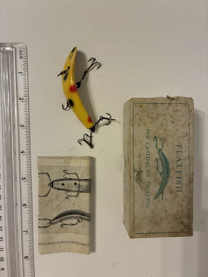 Vintage Helin Tackle Flat Fish Fishing Lure.  NIB. Paperwork. Correct Box. LU. - Image 2 of 2