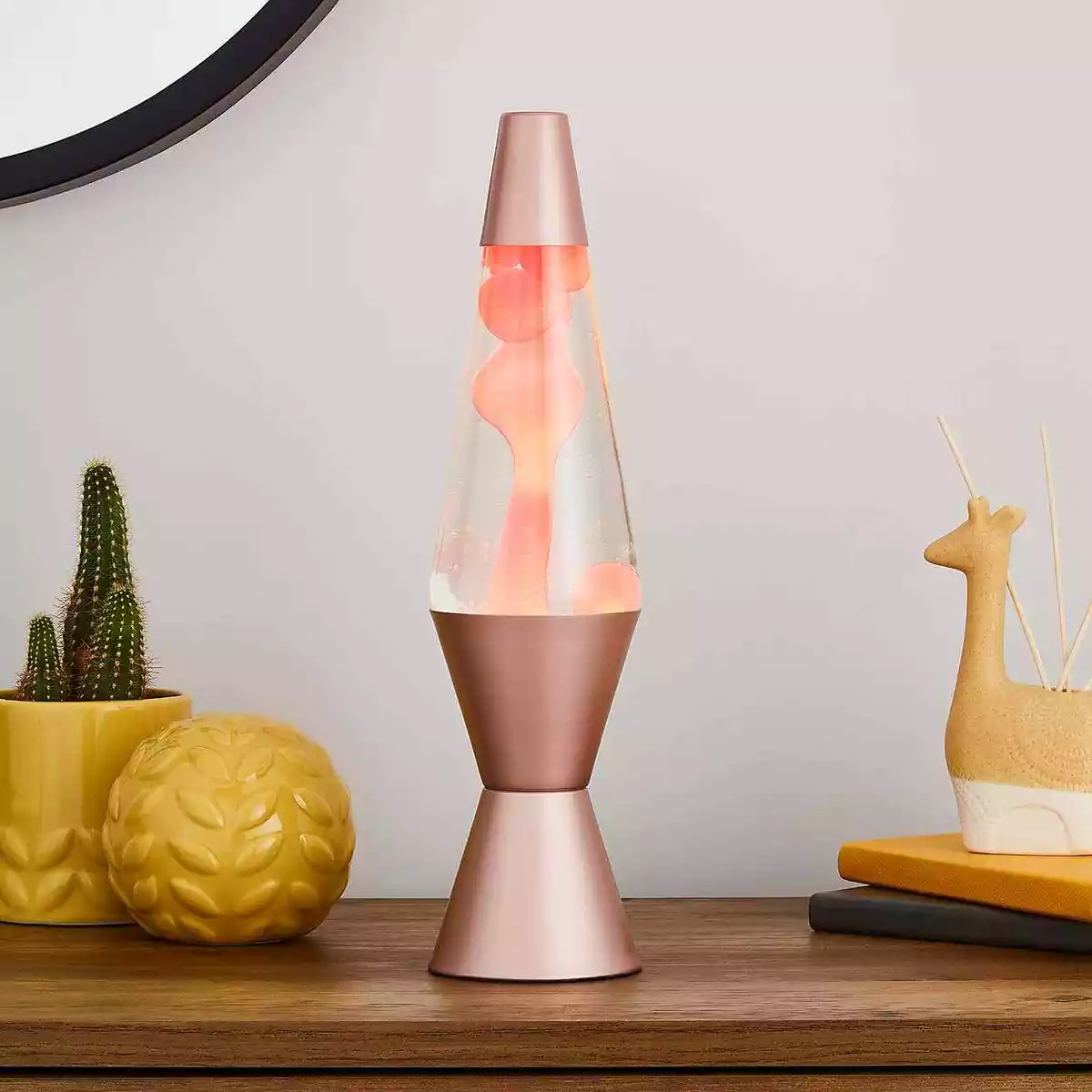 Pink and gold lava lamp deals