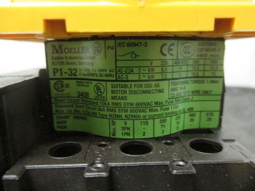 Moeller P1-32 Disconnect Switch Base 30Amp 600VAC w/ Auxiliary Contact HI11-P1/ - Picture 2 of 4