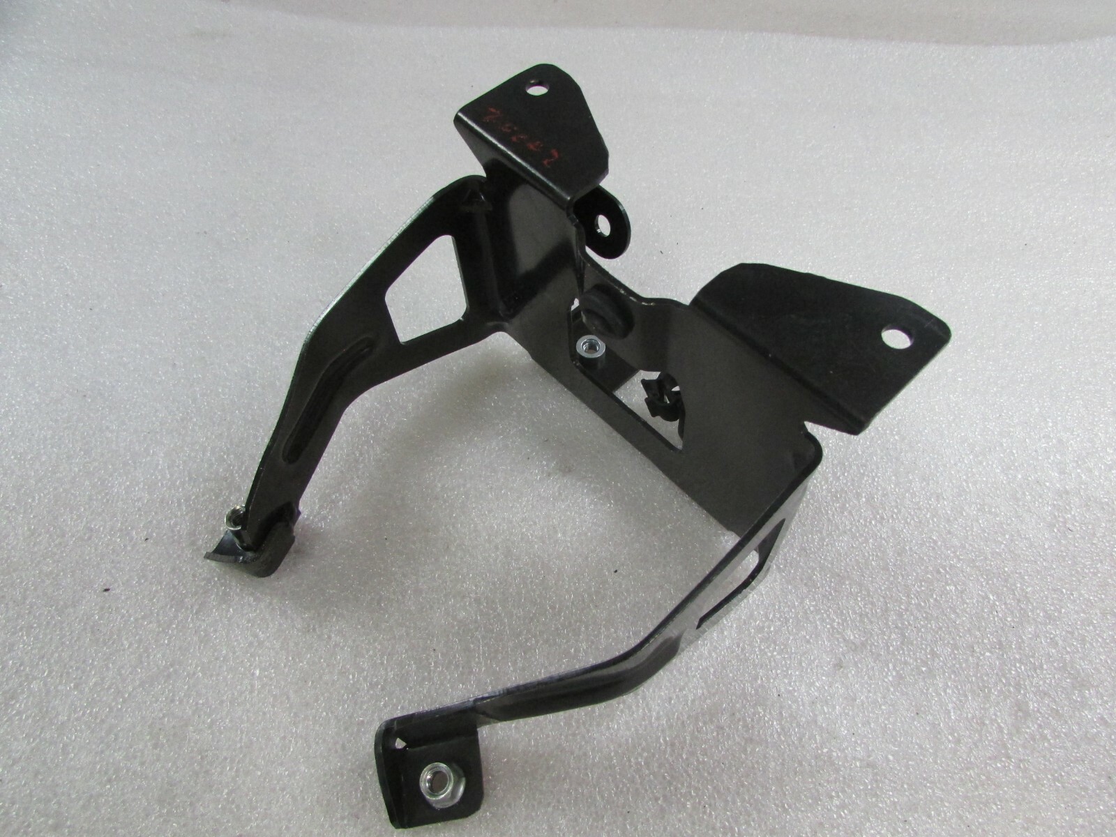 Ferrari 488, Power Steering Reservoir Bracket, Used, P/N 325786
