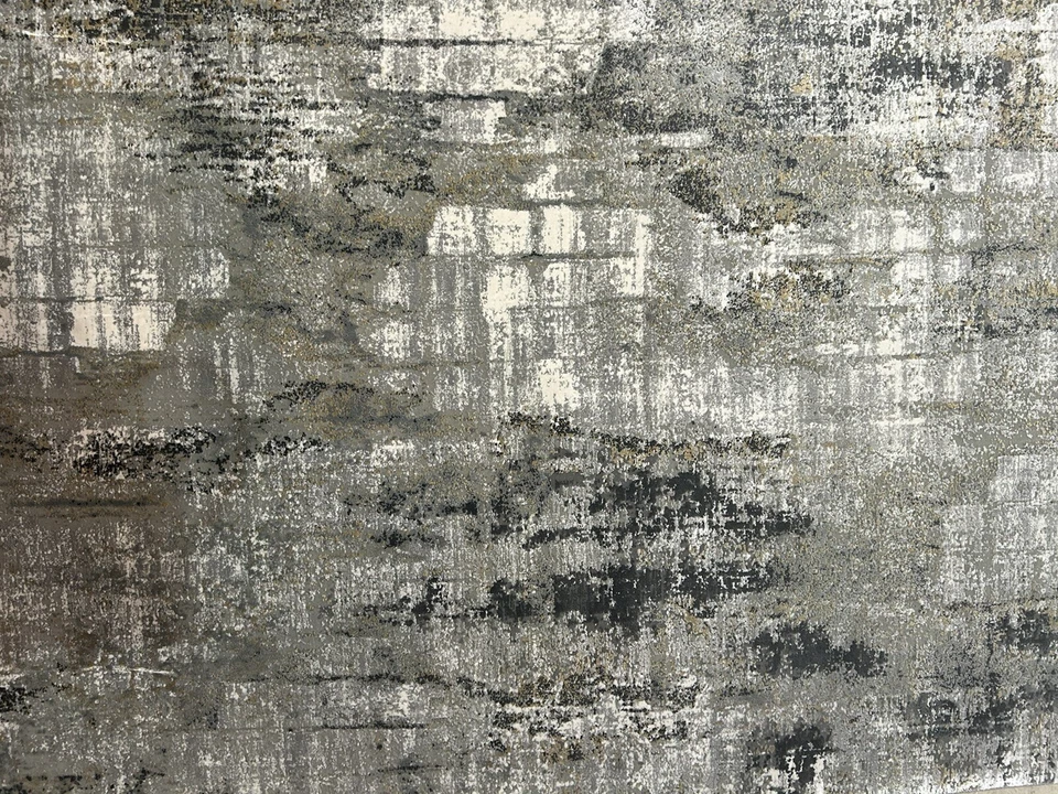 Alfombra de seda de bambú moderna plateada 47 pulgadas por 72 pulgadas Foto 2 de 3