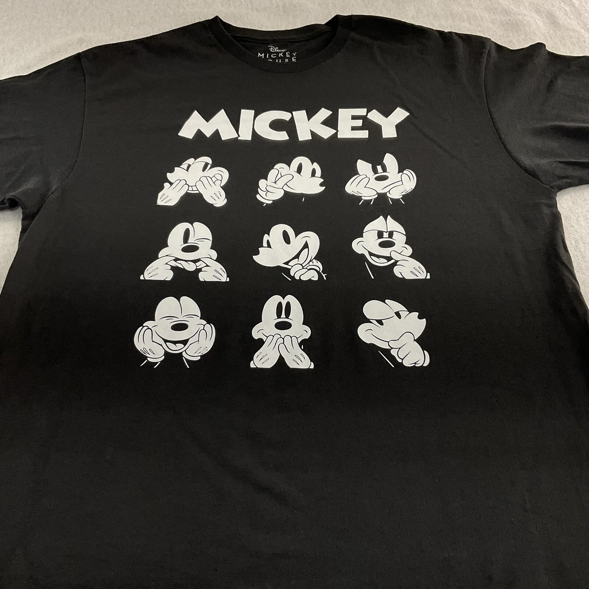 Disney Mickey Mouse T-shirt Men