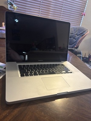 Apple MacBook Pro 17'' (Mid 2010) A1297, 4GB RAM Intel Core i5