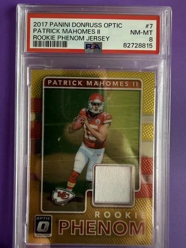 2017 PANINI DONRUSS OPTIC ROOKIE PHENOM PLAYER-WORN PATCH PATRICK MAHOMES PSA 8
