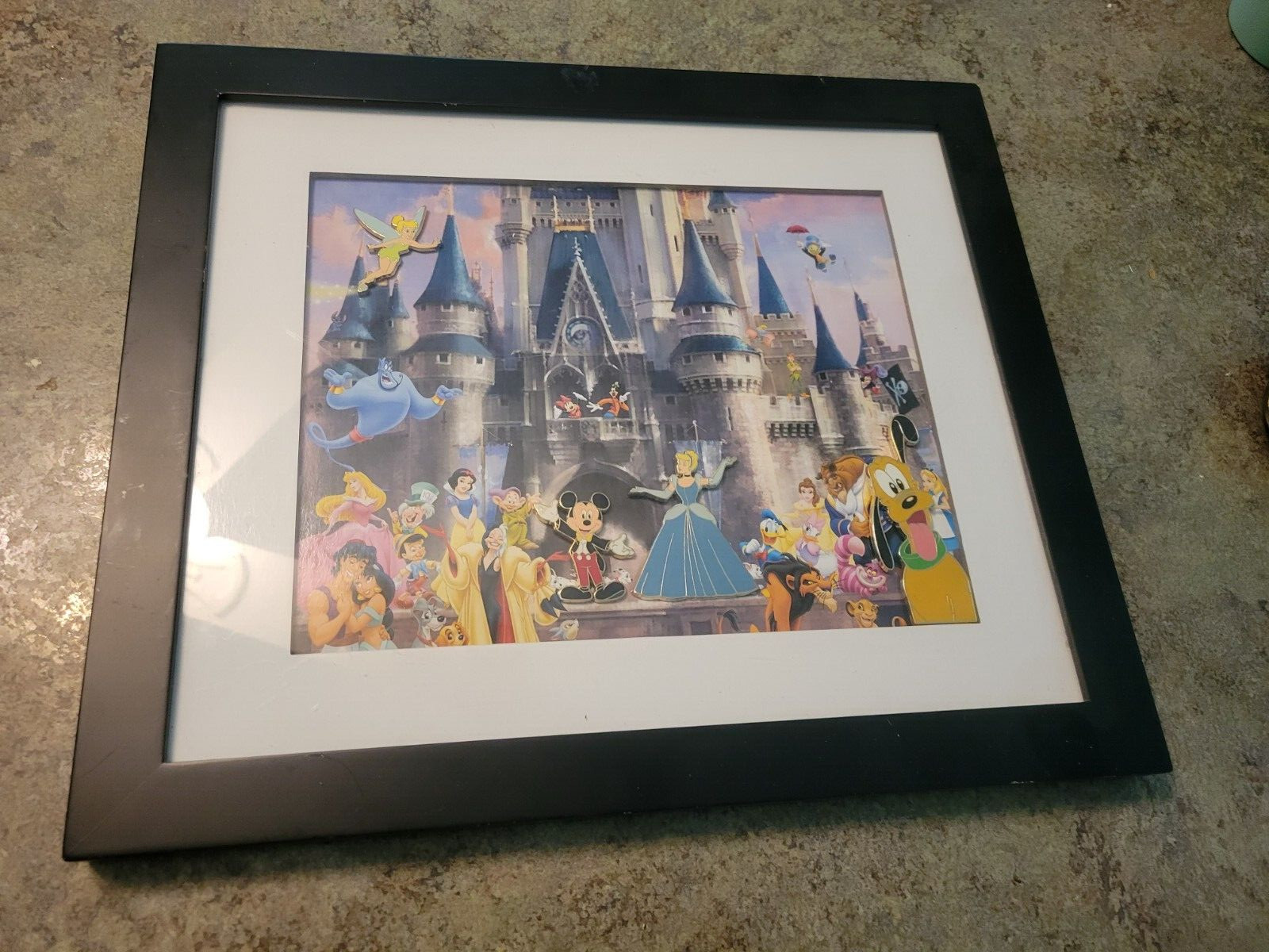 Collectible Disney Castle Cinderella 4pc Enamel Character Pin Framed Set