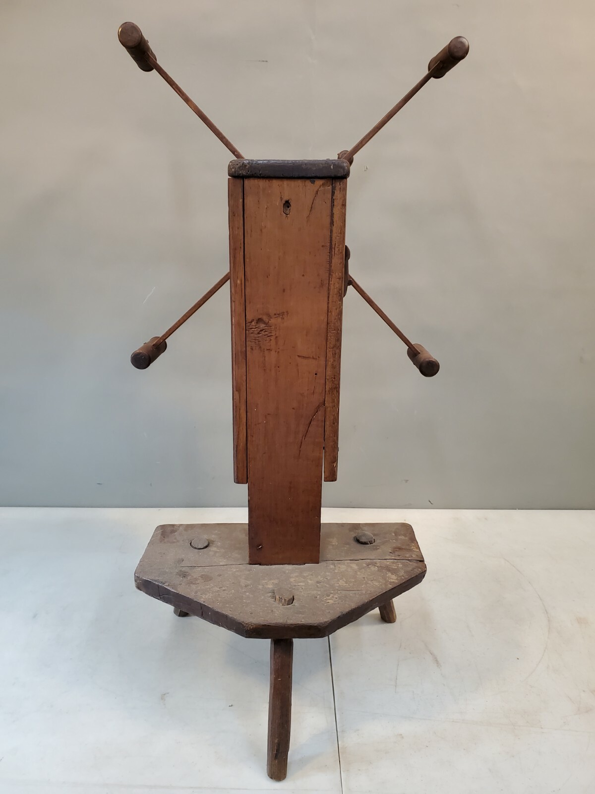 Antique Wool Skein Yarn Winder Weasel Clock Measure Reel Spinner