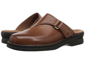 clarks shoes women's mules