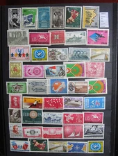 STAMPS LOT  ITALY MNH**  (L48825)