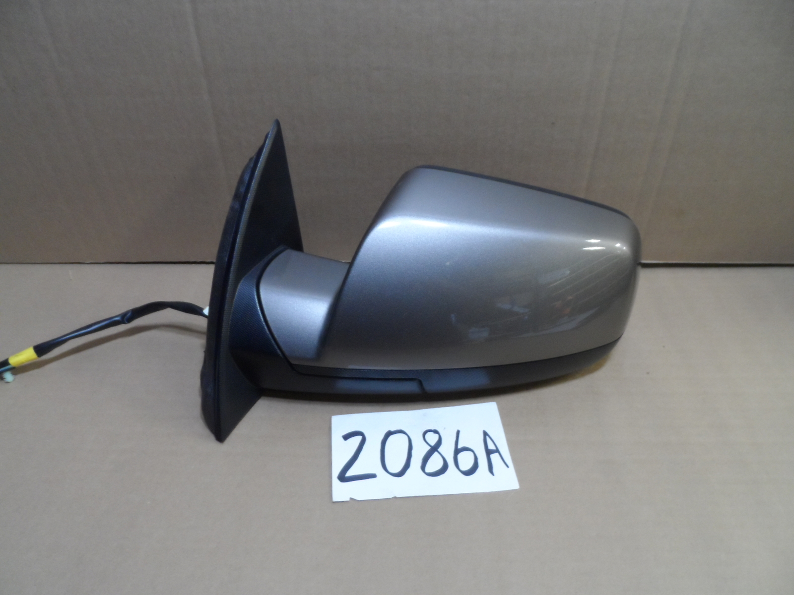 10 11 12 13 14 15 16 Equinox DRIVER side Mirror Used Power Metallic Steel#2086-A