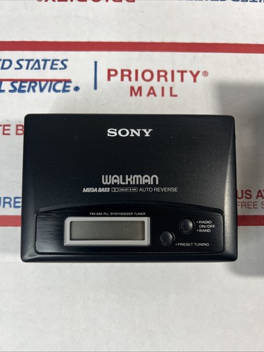 Sony WM-AF605 / BF605 Walkman Radio Lettore Cassette - * COSÌ COM'È / NON TESTATO LEGGI - Foto 3 di 10