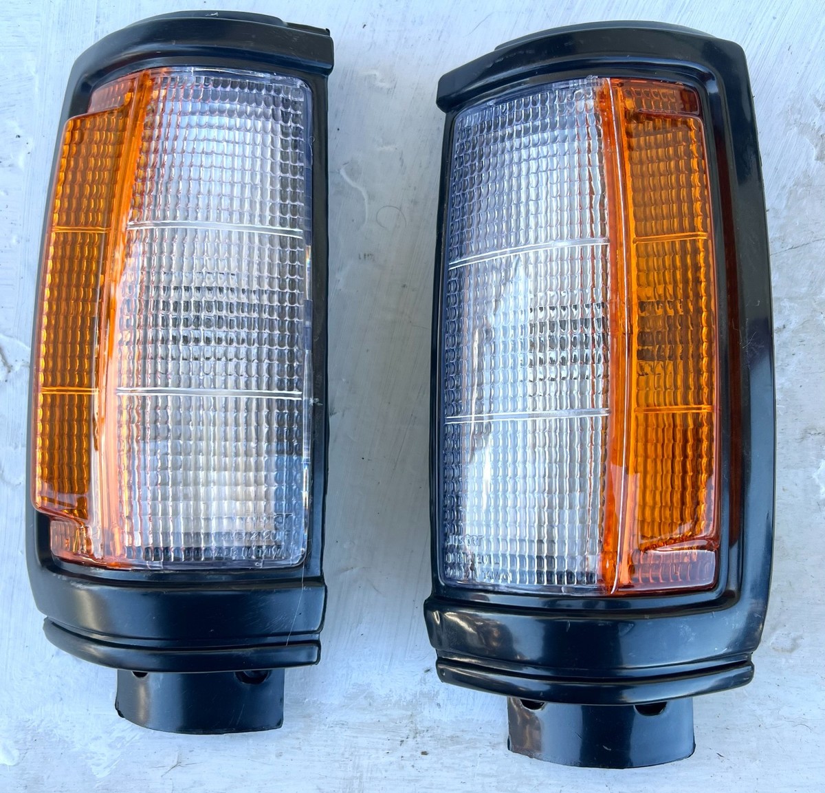 ディーエスライト　中古 FOR MITSUBISHI L200 PICKUP UTE 2WD 4WD MODEL 1993 1996 FRONT