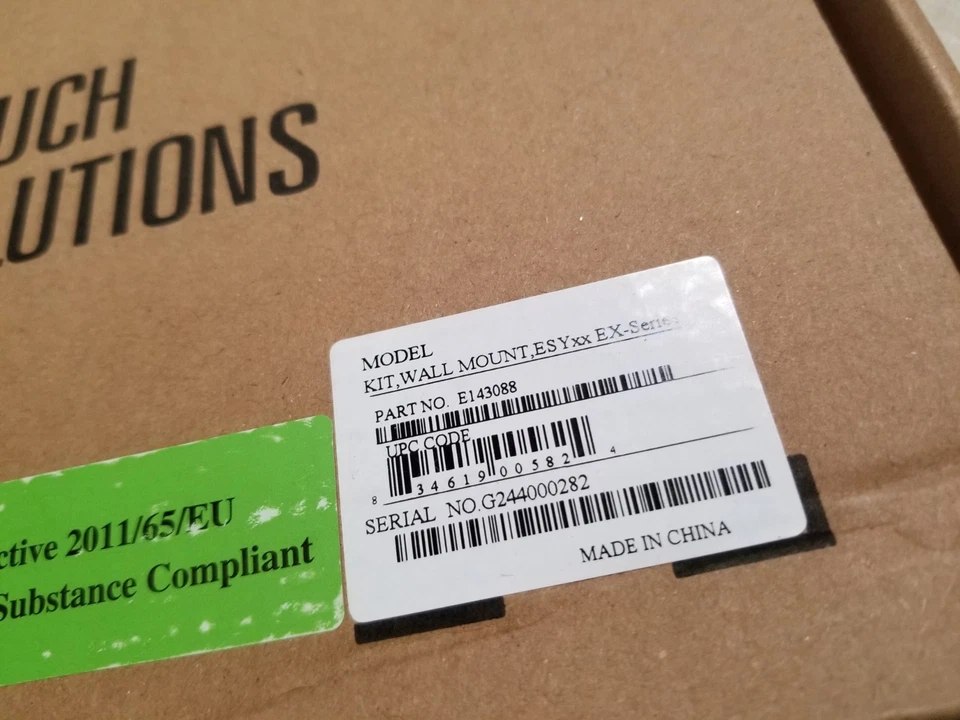 Kit de soporte de montaje en pared todo en uno Elo serie I E X 2 3 (E143088) caja abierta Foto 2 de 4