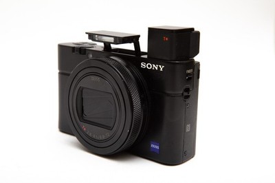 【希少・美品】SONY DSC-RX100M7 (RX100VII)海外版 Amazon.com : Sony RX100 VII Premium Compact Camera with 1.0-type