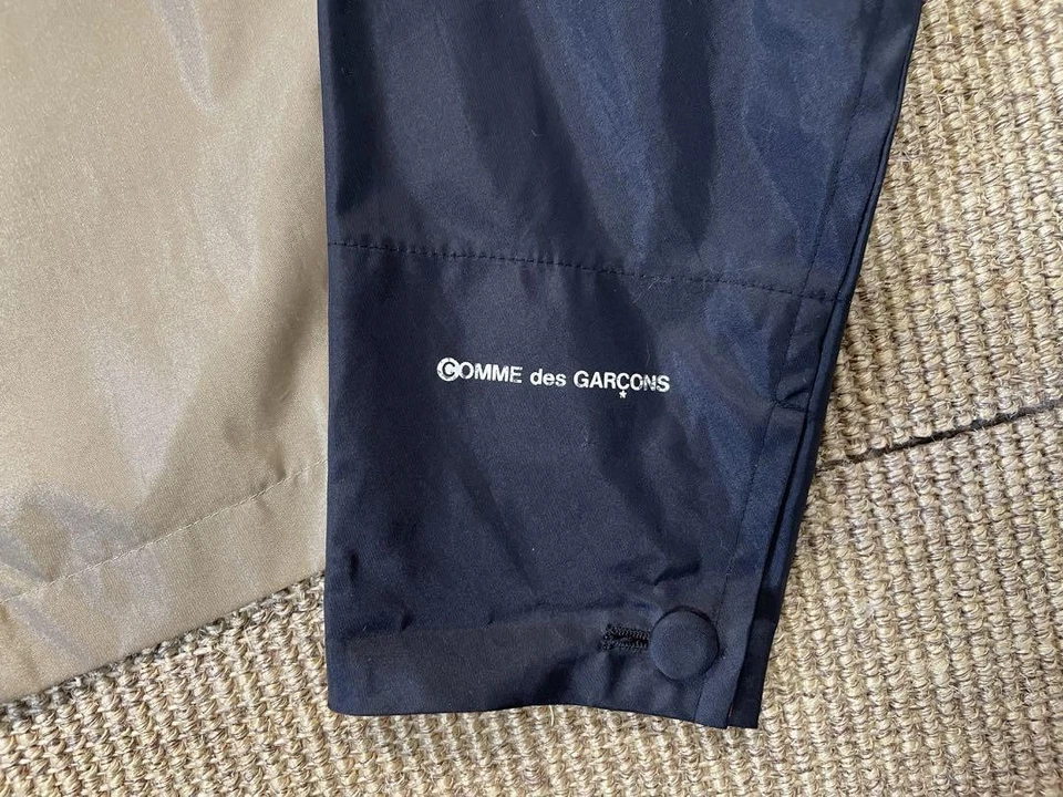 Б/У AOYAMA STORE ЭКСКЛЮЗИВНЫЙ COMME DES GARCONS НЕЙЛОНОВАЯ КУРТКА ПРИЕМЛЕМЫЙ - Изображение 3 из 4