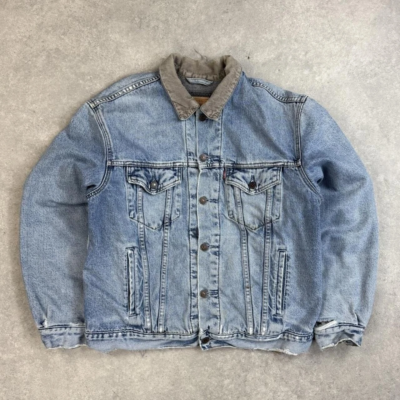 Vintage 90s Levis Thrashed Blanked Lined Type 3 Denim Trucker Jacket Large