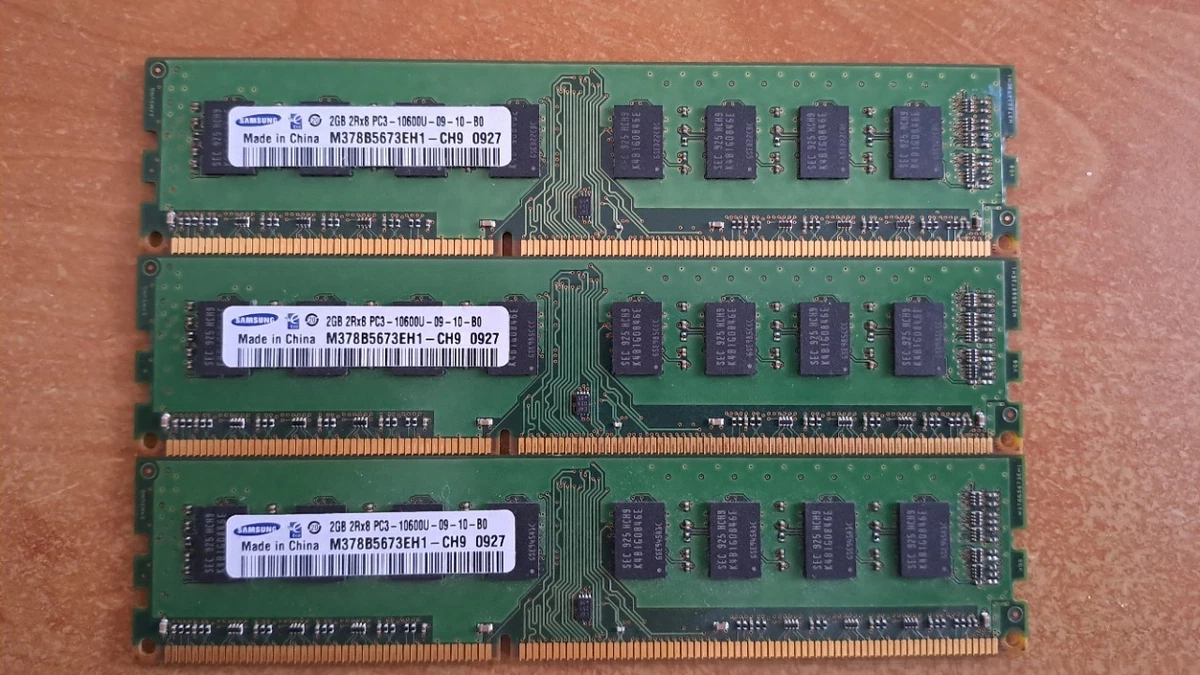 BARETTE MÉMOIRE 6GB (4+2Gb) PNY DDR3 Pc3-10600
