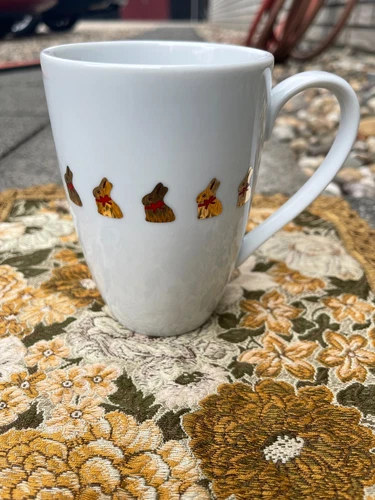 Lindt collectible Coffee Cup Mug germany gold rabbit 