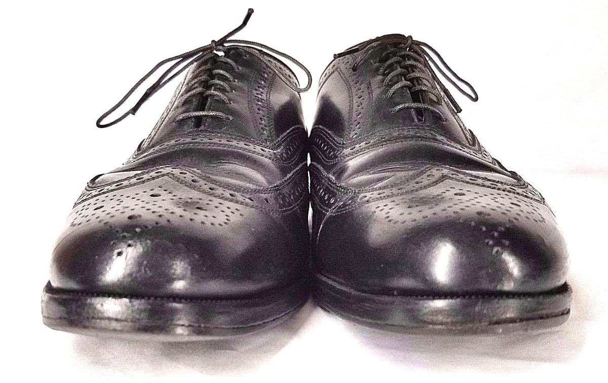 STUART MCGUIRE - Mens Black Classic Wing Tip Brogue Dress  display picture 1