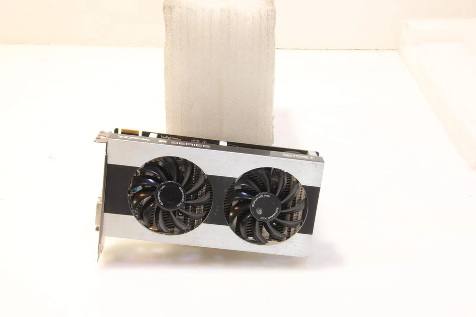 XFX AMD Radeon R7 260X 2GB GDDR5 Ghost Thermal Graphics Card. SKU221474 - Image 3 of 4