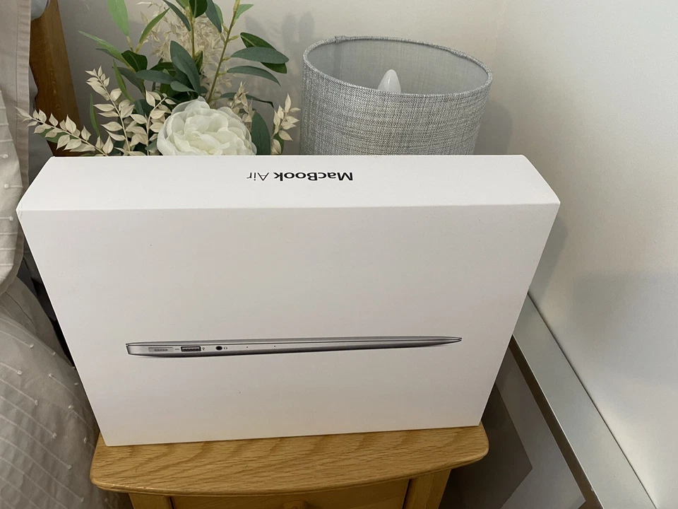 Apple MacBook Air 13.3 128gb MD760ZP/A  A1466 Mid 2013 - Image 3 of 4